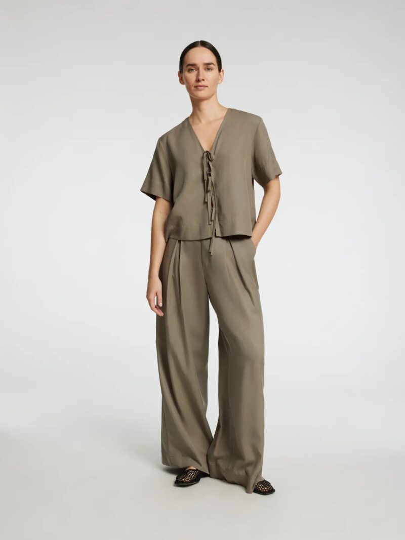 VINATUK 2/4 BOXY TIE SELECTED FEMME - immagine 4